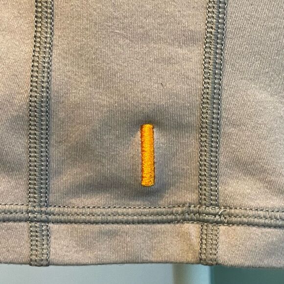 Lucy Activewear Tank Top Gray White Mesh Back Panel Sleeveless Pull-Over M - Picture 4 of 7